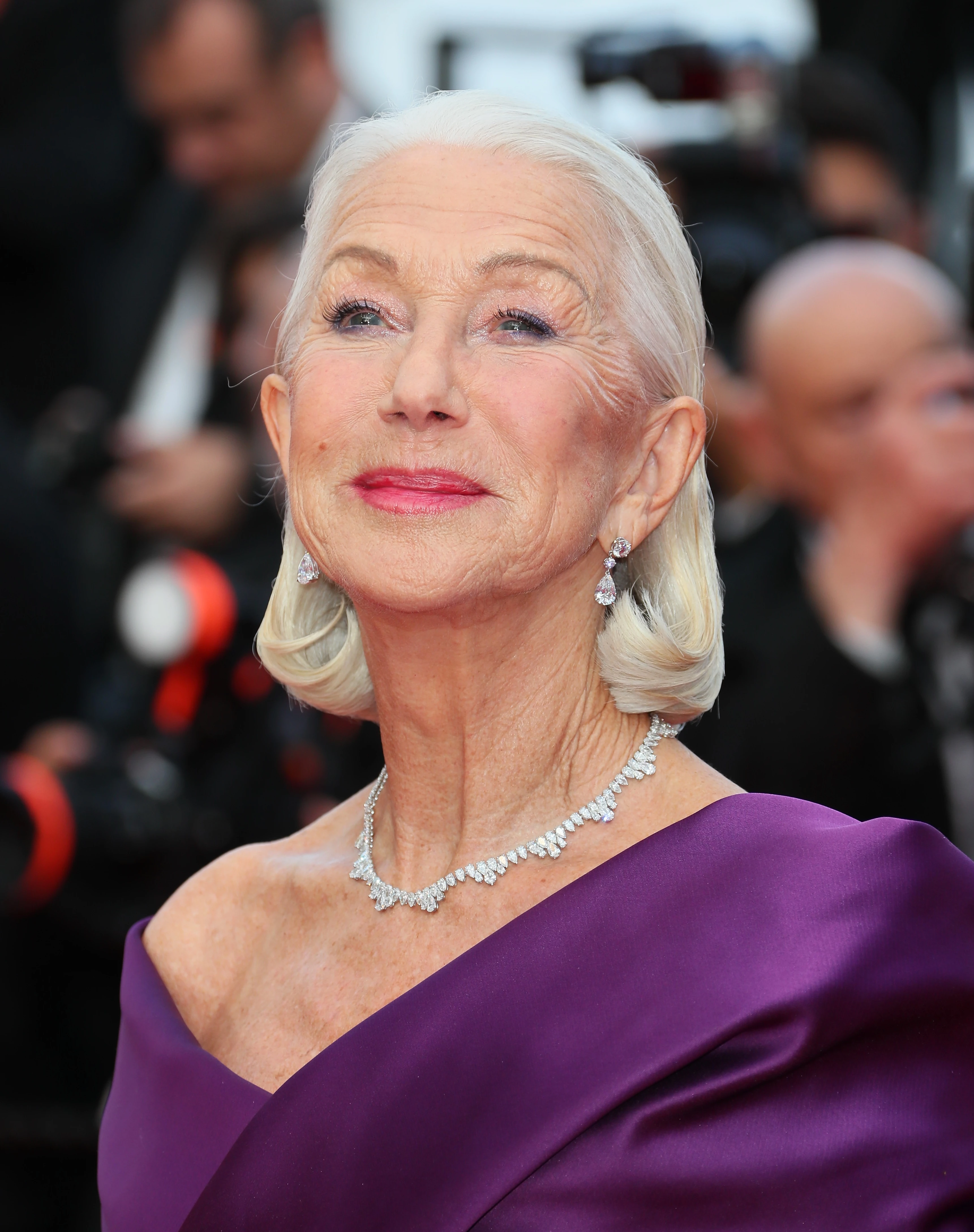 Helen Mirren, 7932
