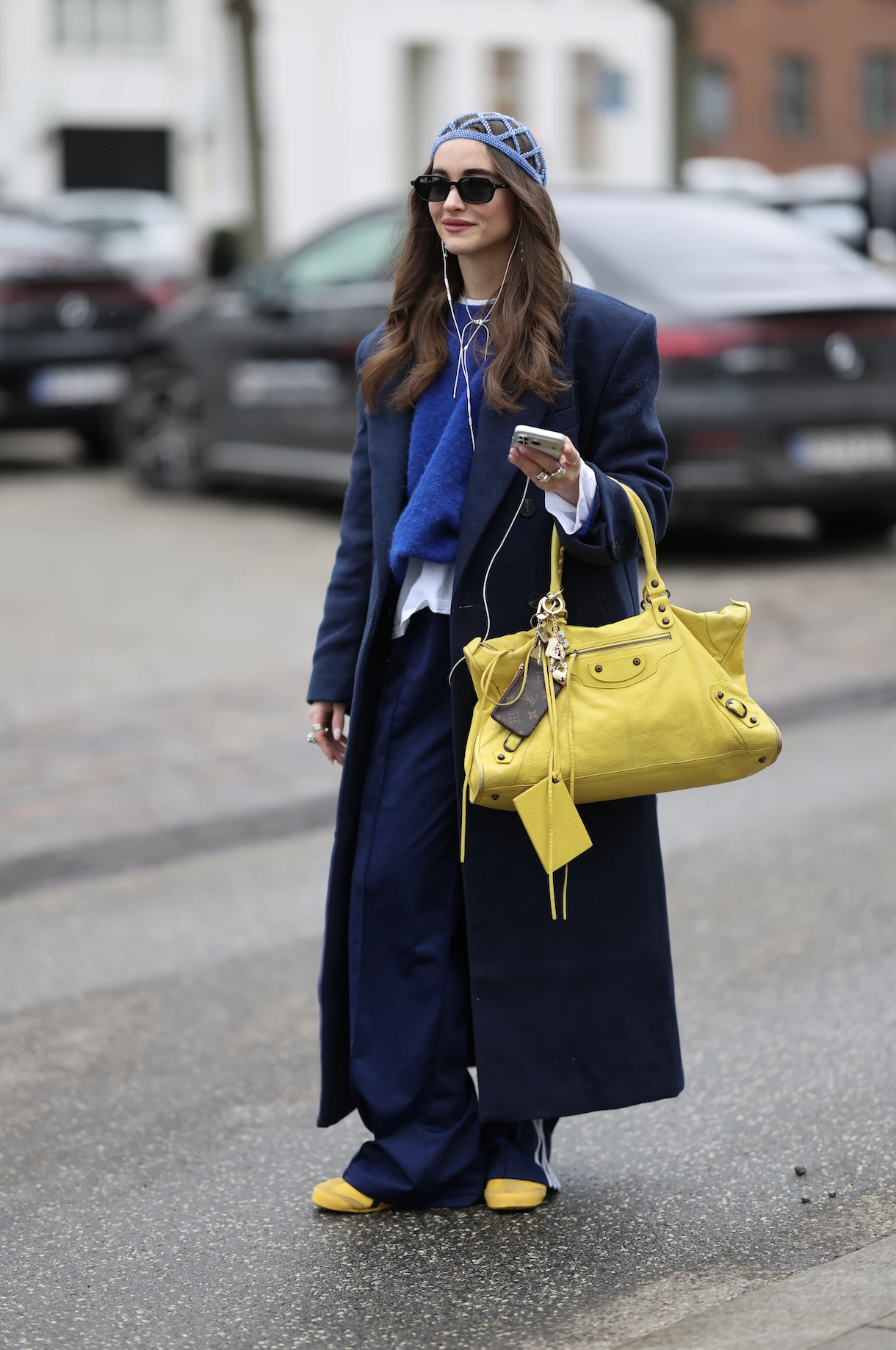 Yellow shoes are a cheerful trend that sets the mood for the season1