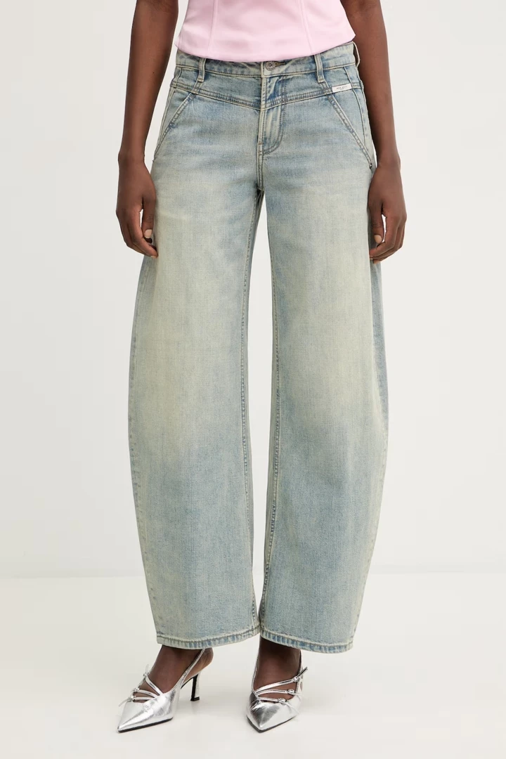 Here are the hottest jeans this season, which are gradually becoming the new classics12