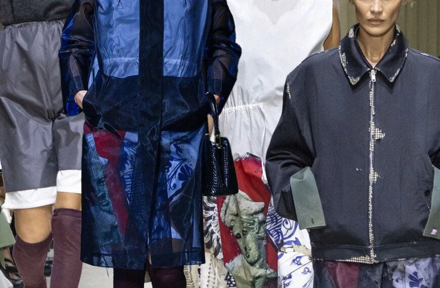 Prada's approach: how to create different looks from the same things