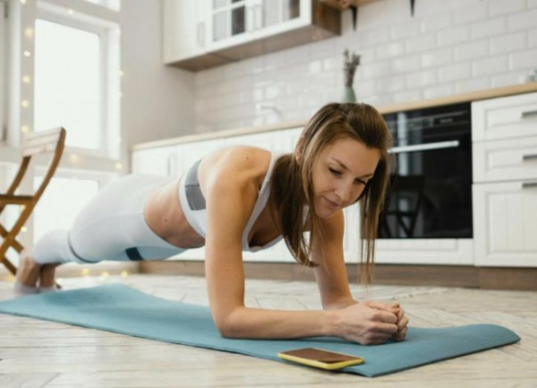 Gym, diet, sofa, newspaper. How to find the golden mean?