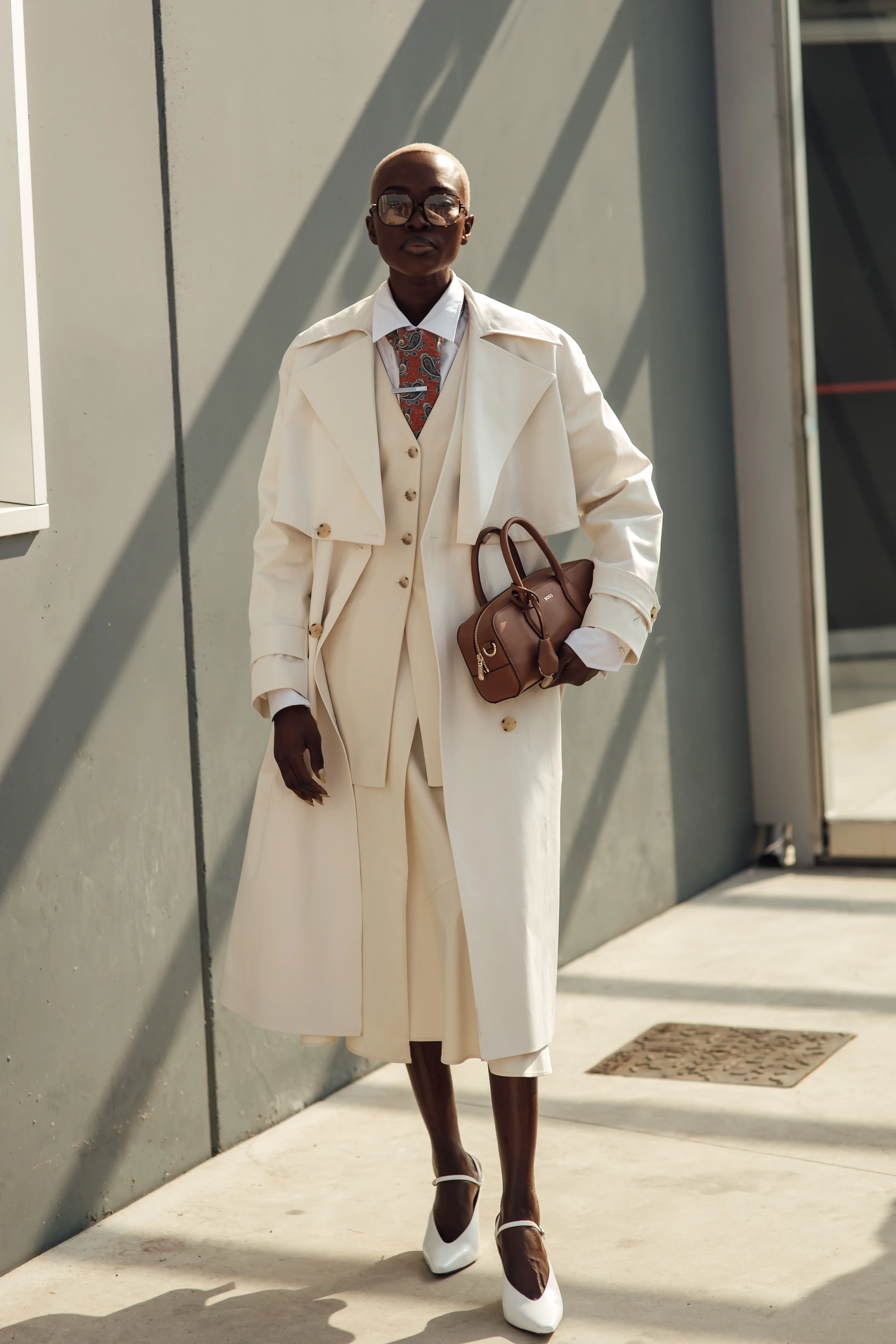 Streetstyle: the most fashionable girls on the streets of Milan18