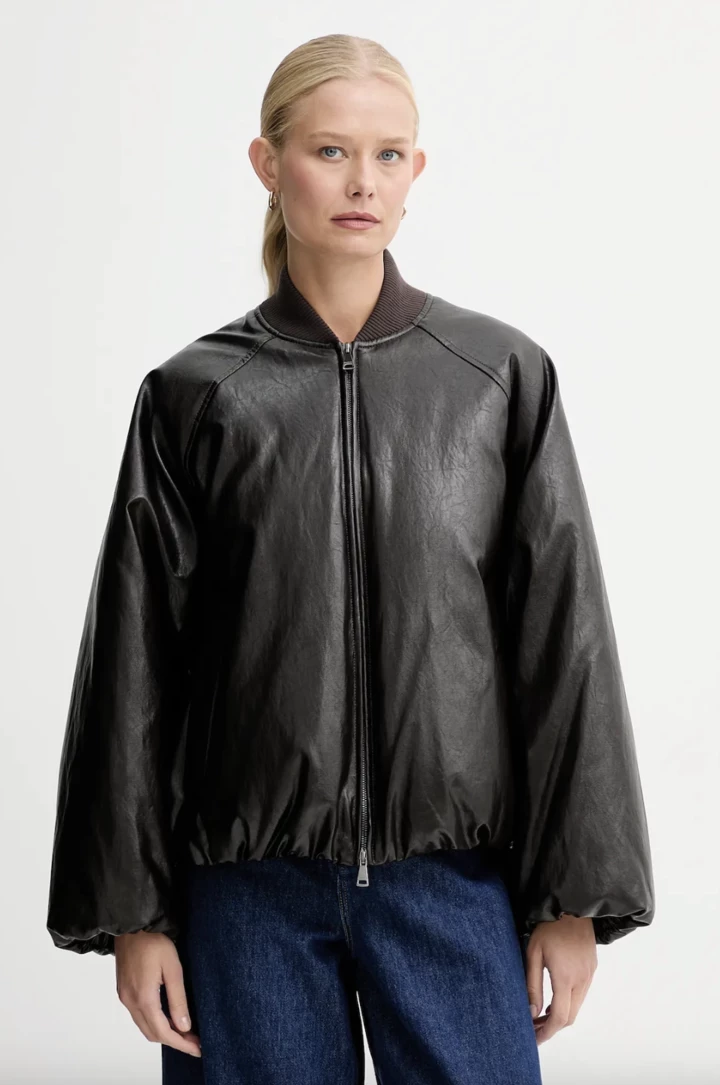 Airy silhouettes and balloon pants are the main fashion shapes of 20267