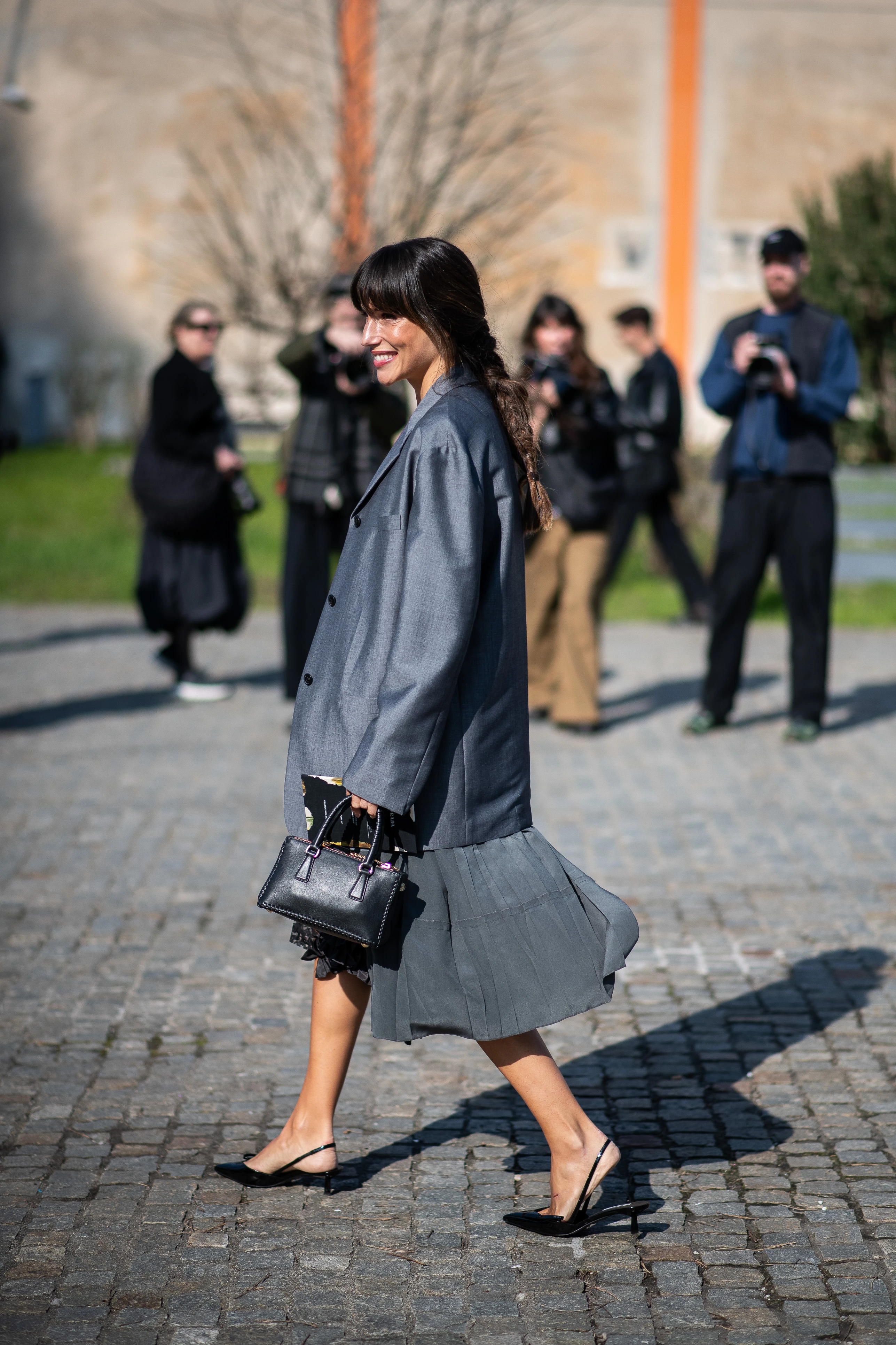 Streetstyle: the most fashionable girls on the streets of Milan33