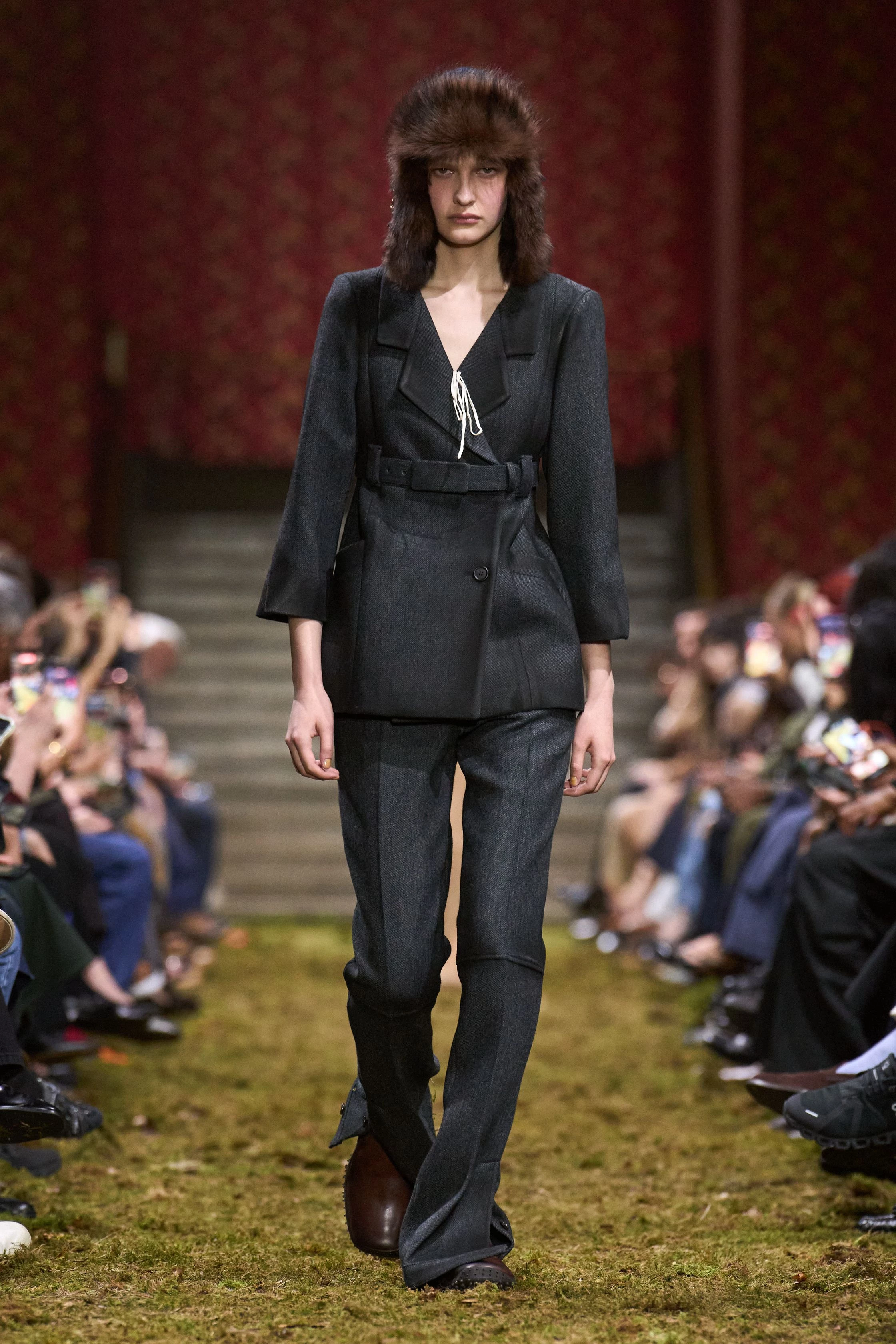 New Miu Miu collection fall-winter 2026/2027: philosophy of minimalism from Miuccia Prada0