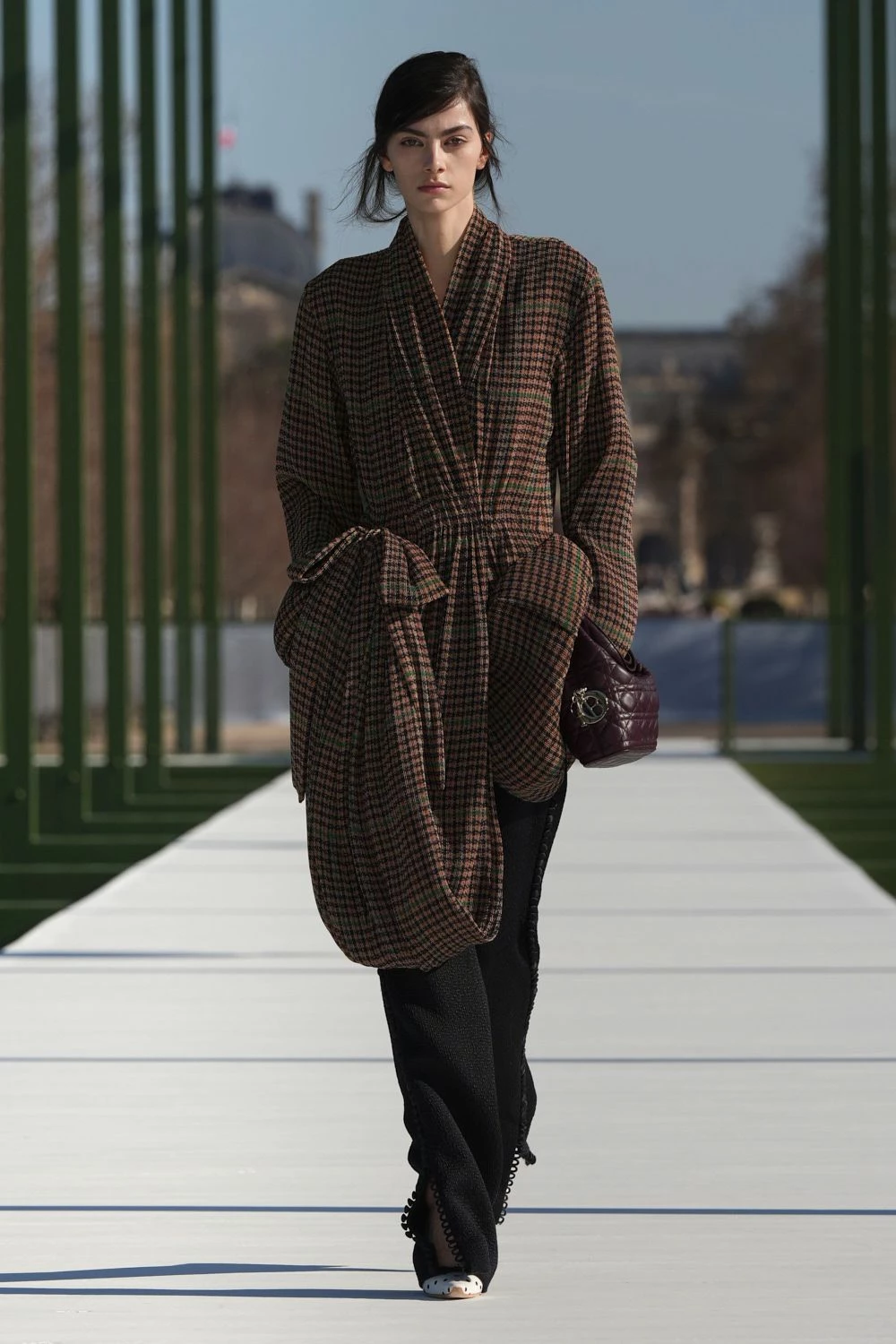 Dior fall-winter 2026/2027: what Jonathan Anderson's new collection turned out like3