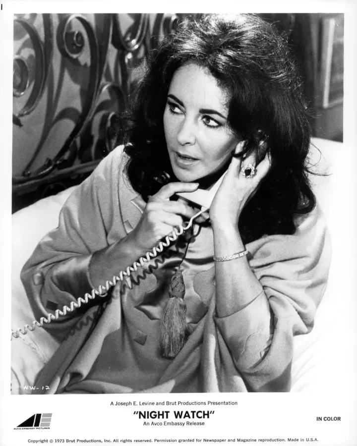 Elizabeth Taylor and her jewelry in the movies5