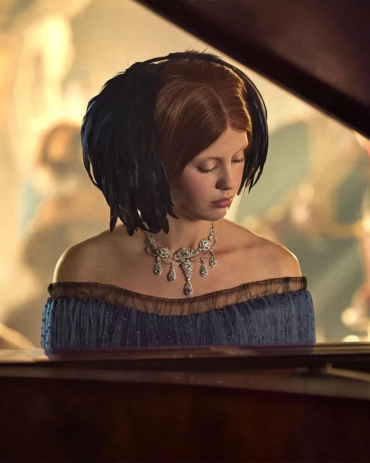 How the costumes for Guillermo del Toro's gothic drama "Frankenstein" were created8