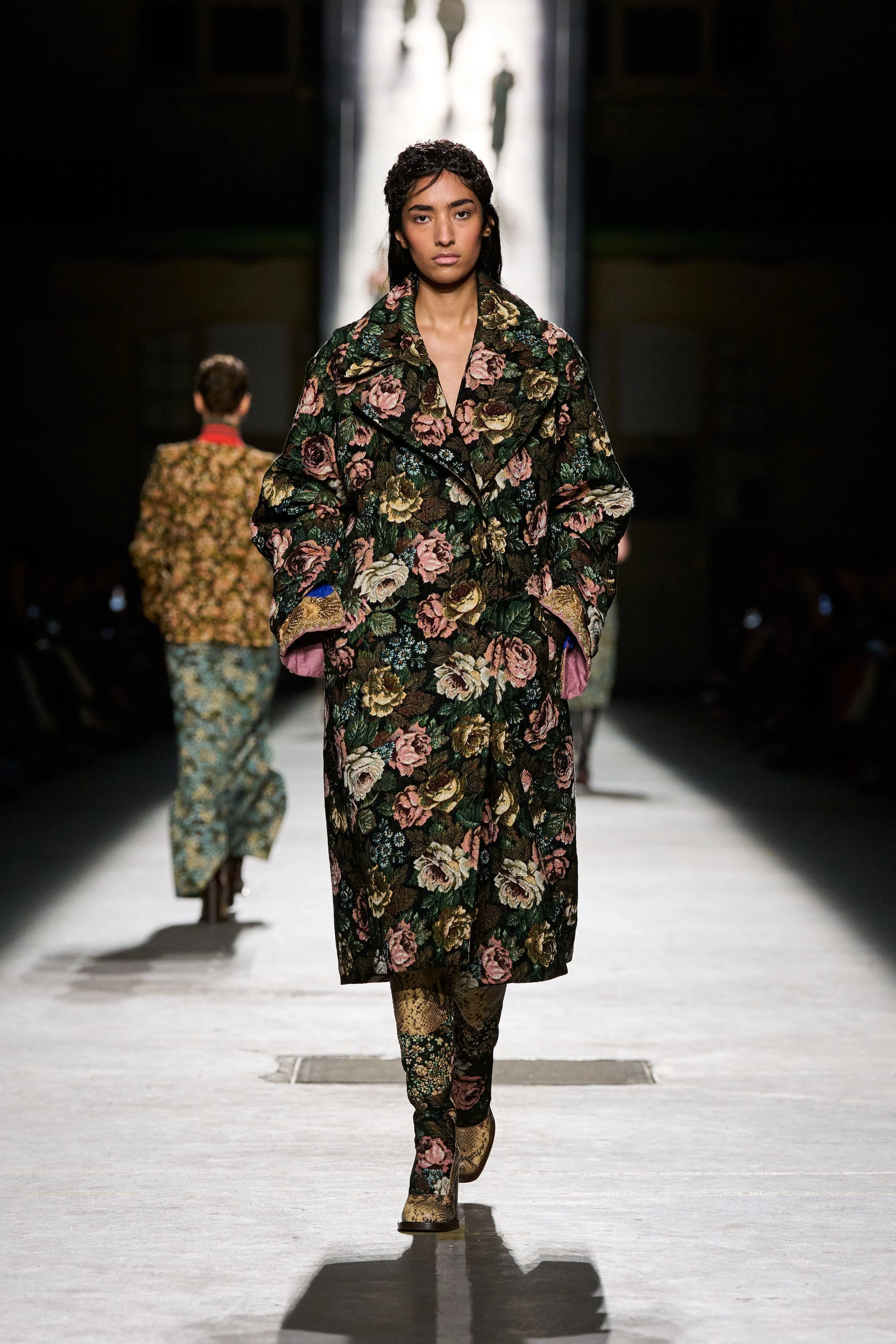 Nostalgia for youth: what the new Dries Van Noten fall-winter 2026/2027 collection turned out like8