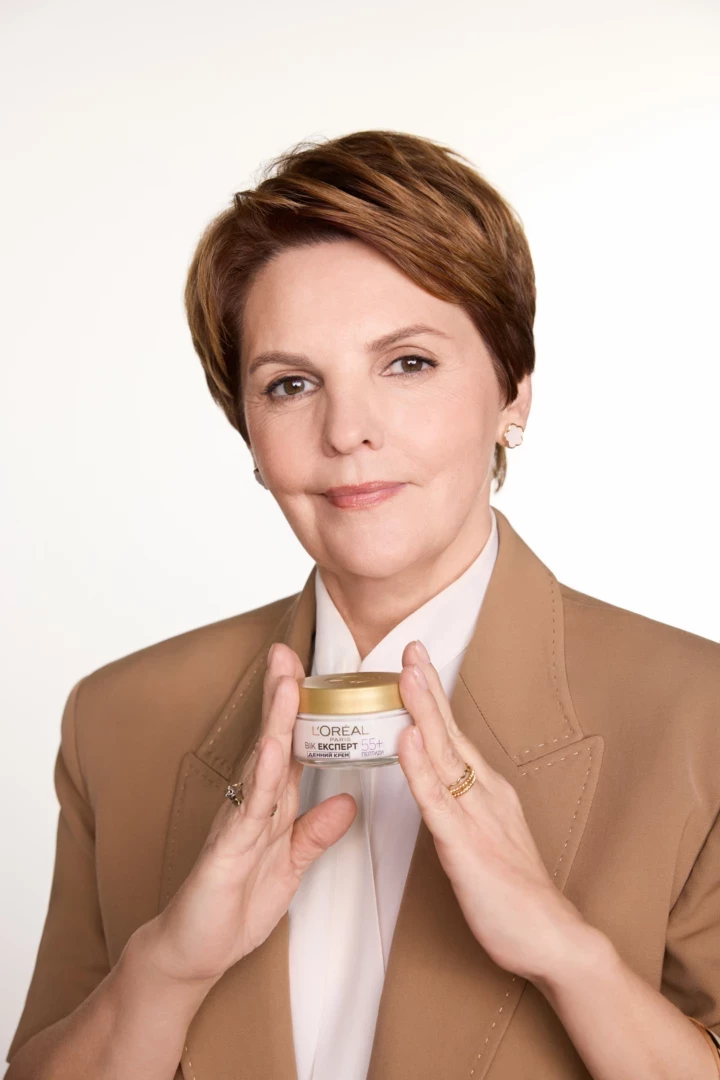 Journalist Olena Frolyak, ambassador of the Age Expert L'Oréal Paris line, - about strength, age, favorite products and books9