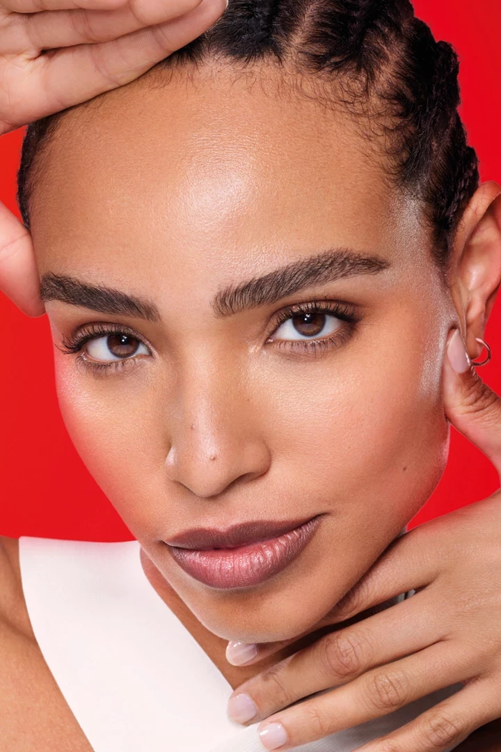 5 skincare ingredients that help your skin produce its own collagen0