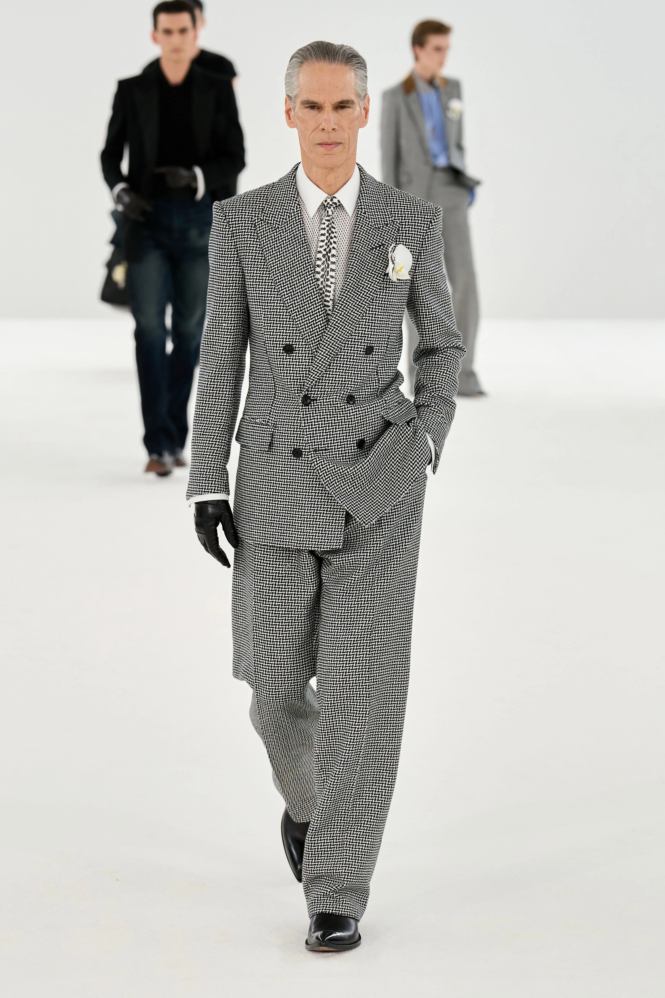 Heider Ackermann Reimagines Tom Ford's Legacy – and Makes It Dangerously Sexy13