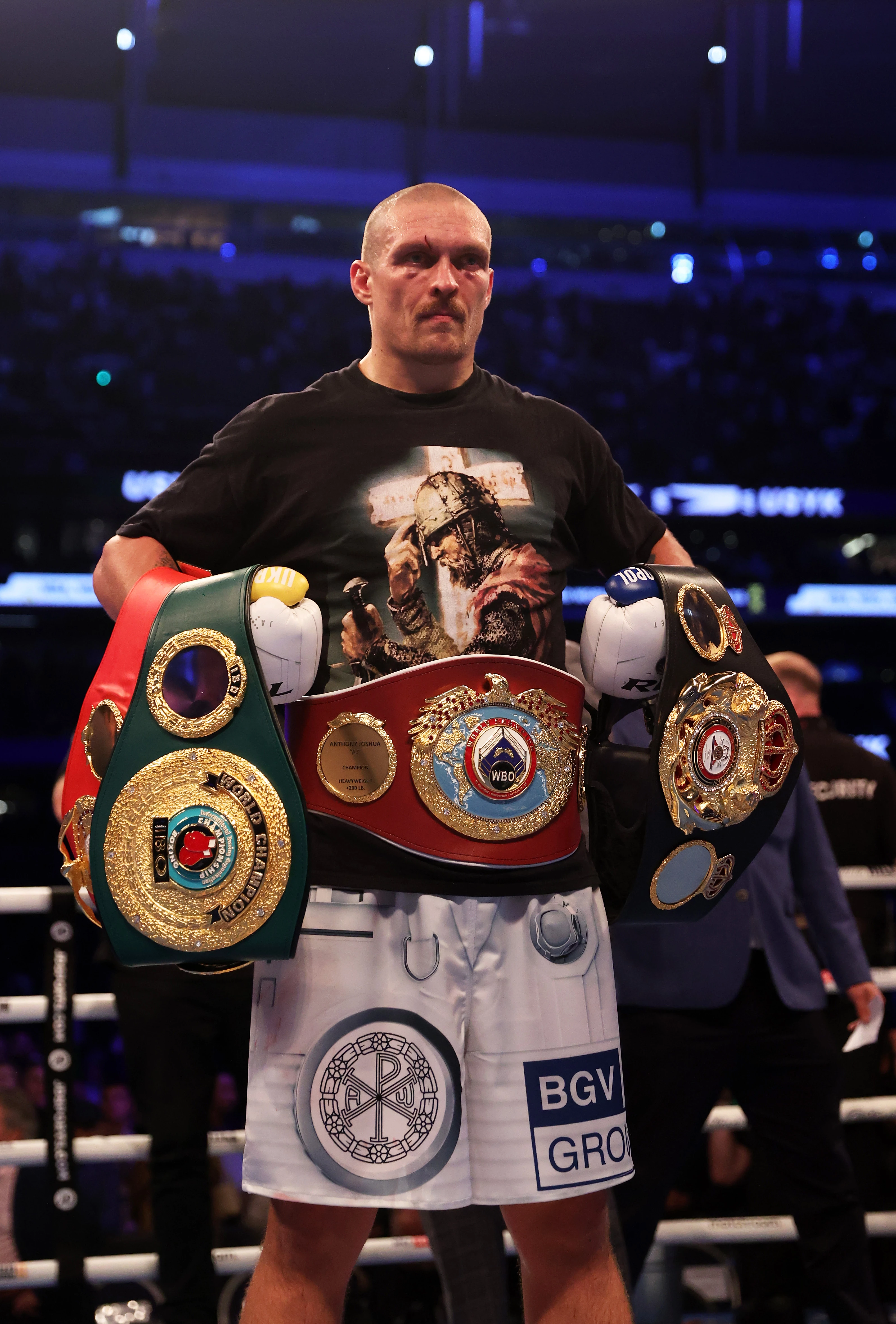 Oleksandr Usyk after defeating Anthony Joshua to win the world heavyweight title at Tottenham Hotspur Stadium. London, United Kingdom, September 25, 202113