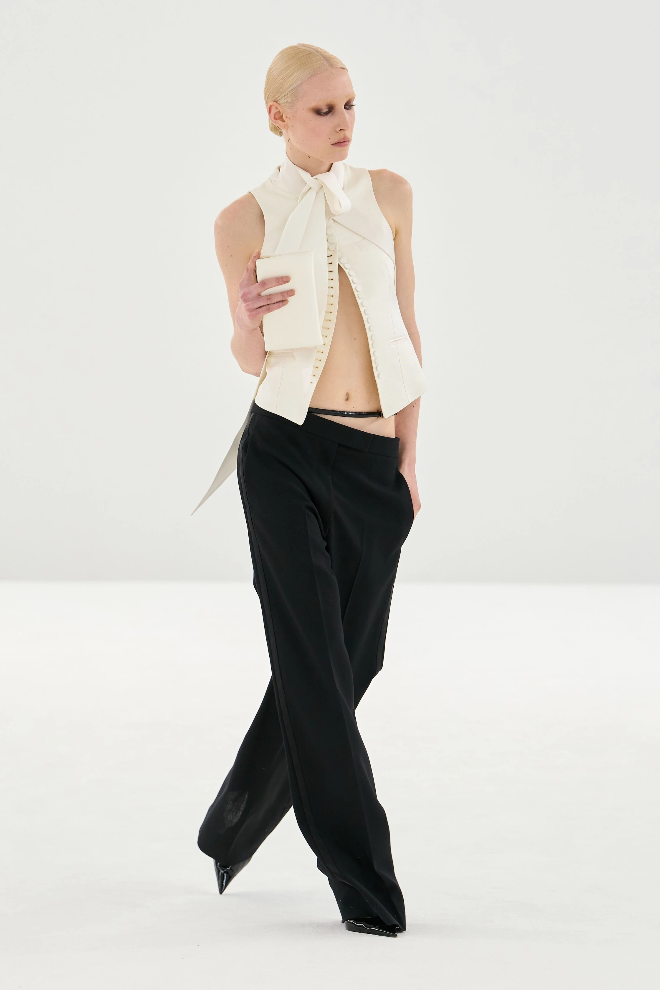 Heider Ackermann Reimagines Tom Ford's Legacy – and Makes It Dangerously Sexy19