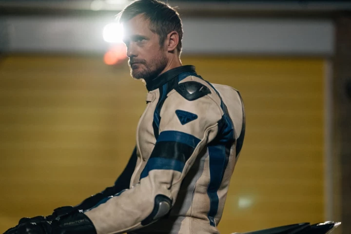 5 reasons to watch the movie “Pillion” with Alexander Skarsgård