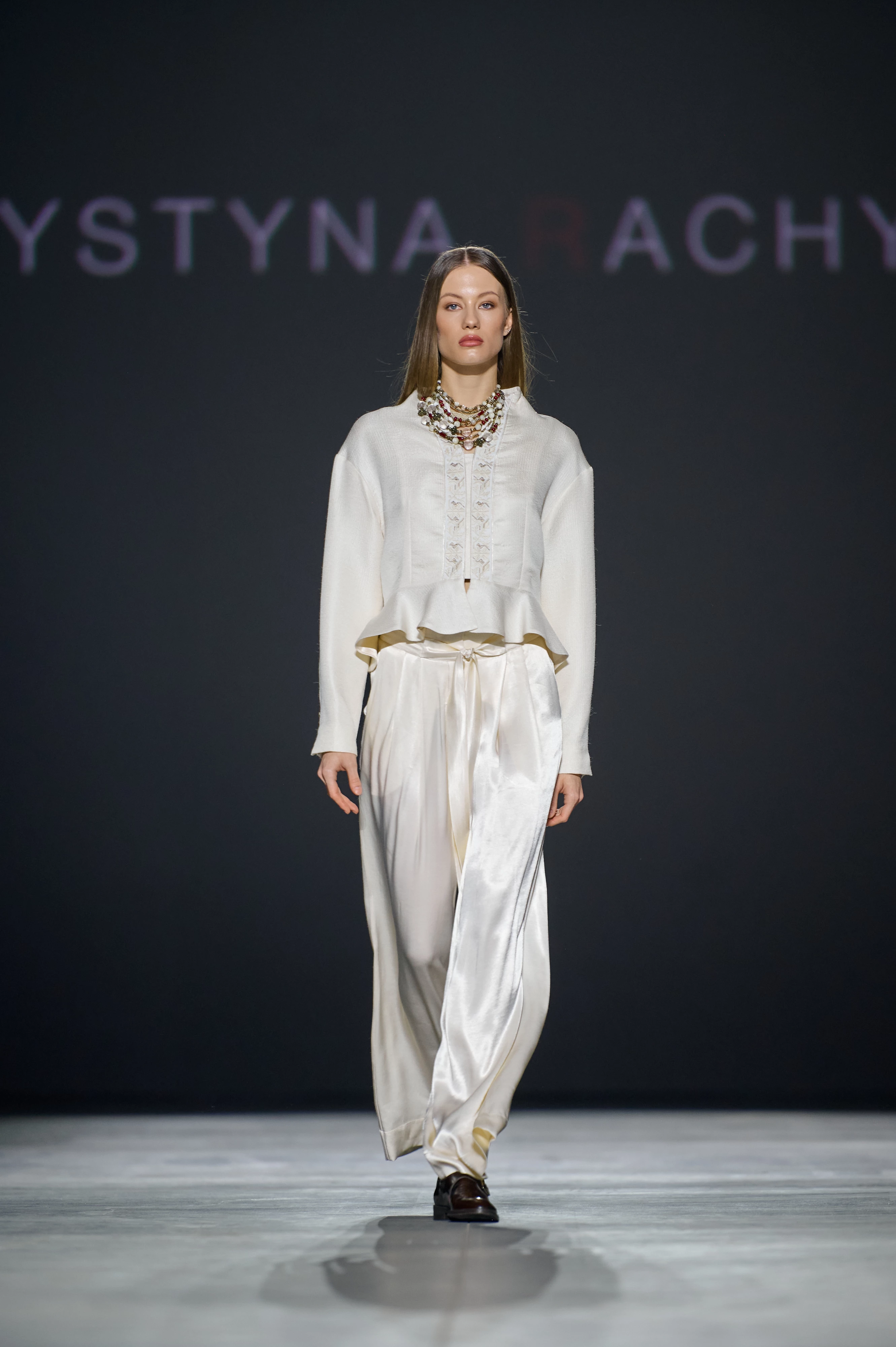 Living life: a new collection of ethnic clothing and vintage jewelry by Khrystyna Rachytska14