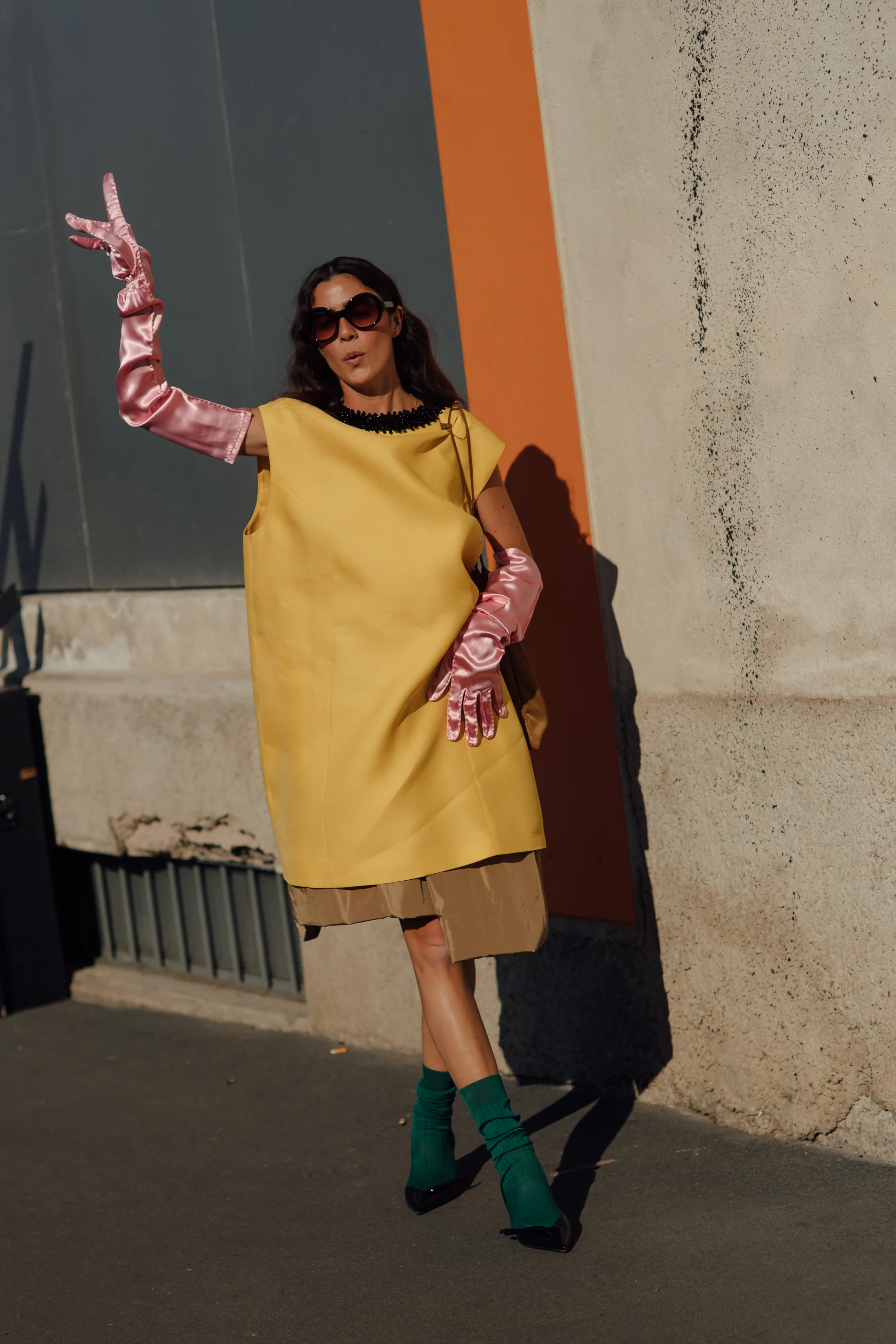 Streetstyle: the most fashionable girls on the streets of Milan20