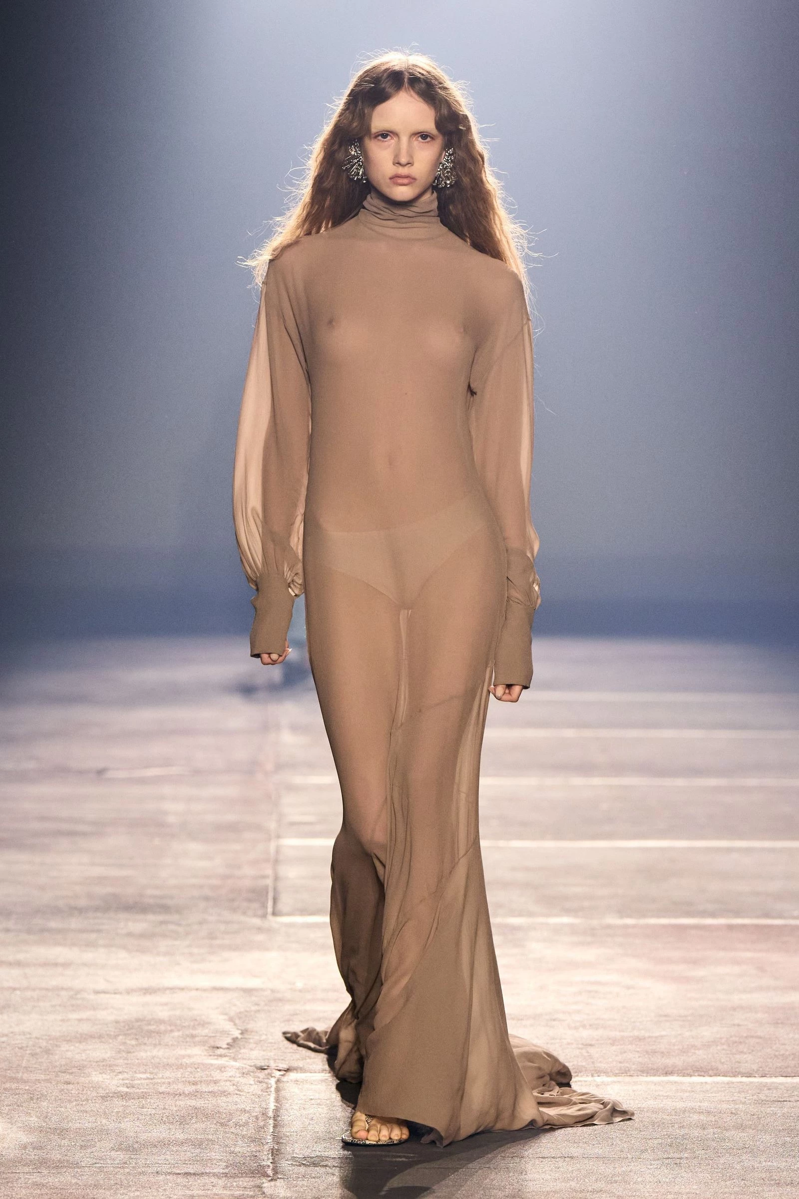 Mugler spring-summer 2026. Isidore Montag / Gorunway.com2