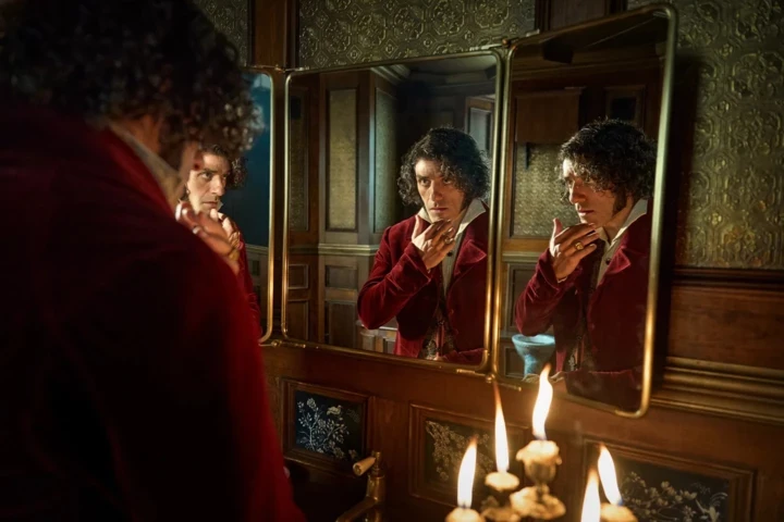 How the costumes for Guillermo del Toro's gothic drama "Frankenstein" were created3