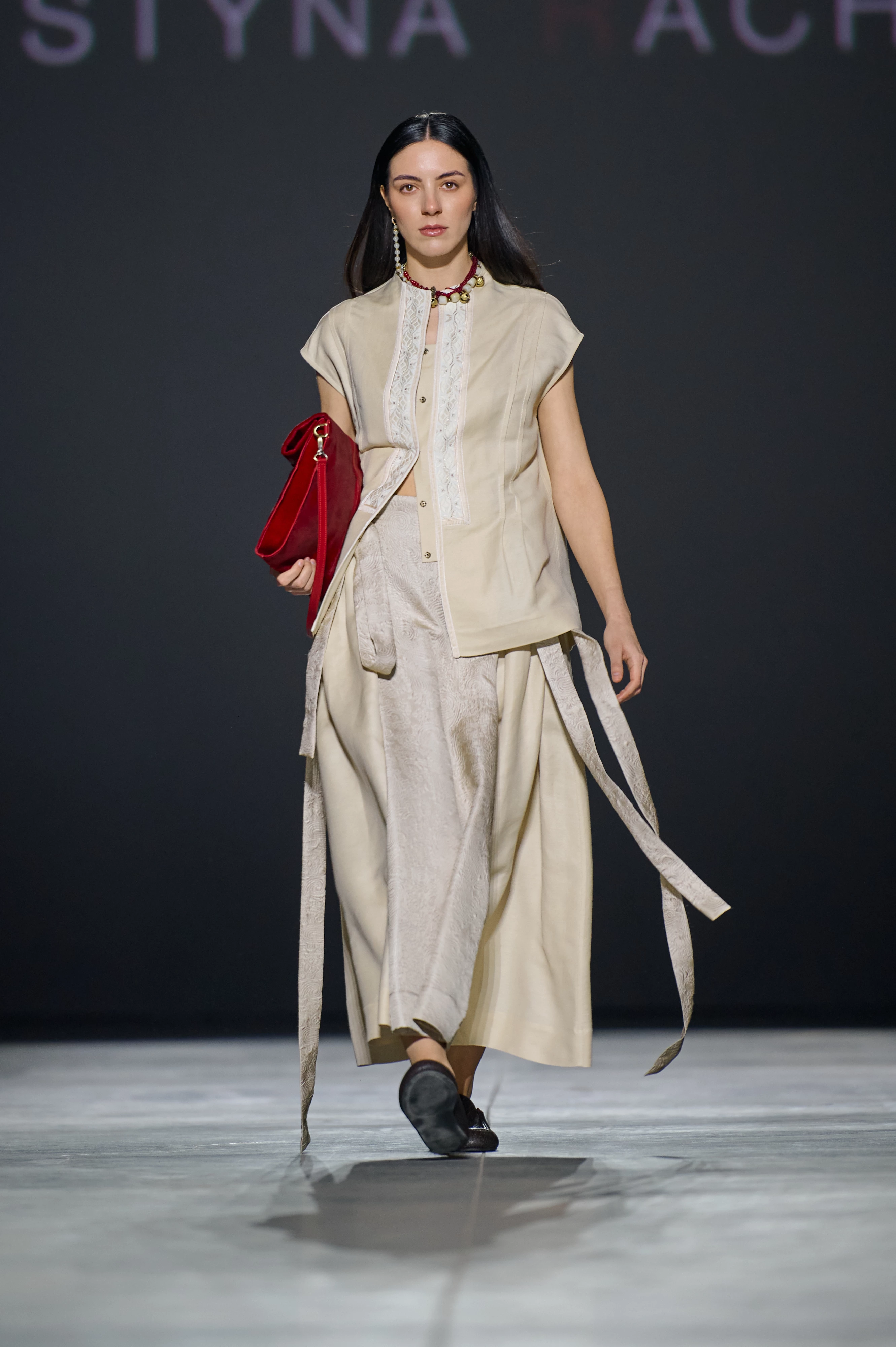 Living life: a new collection of ethnic clothing and vintage jewelry by Khrystyna Rachytska10