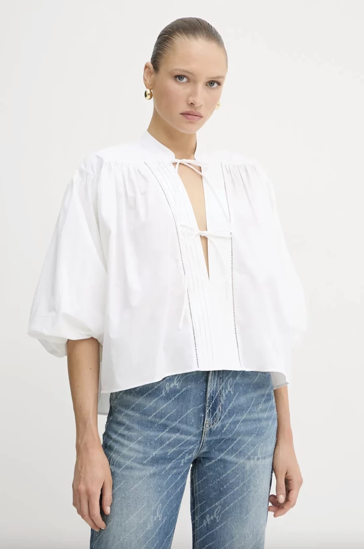 Airy silhouettes and balloon pants are the main fashion shapes of 20264