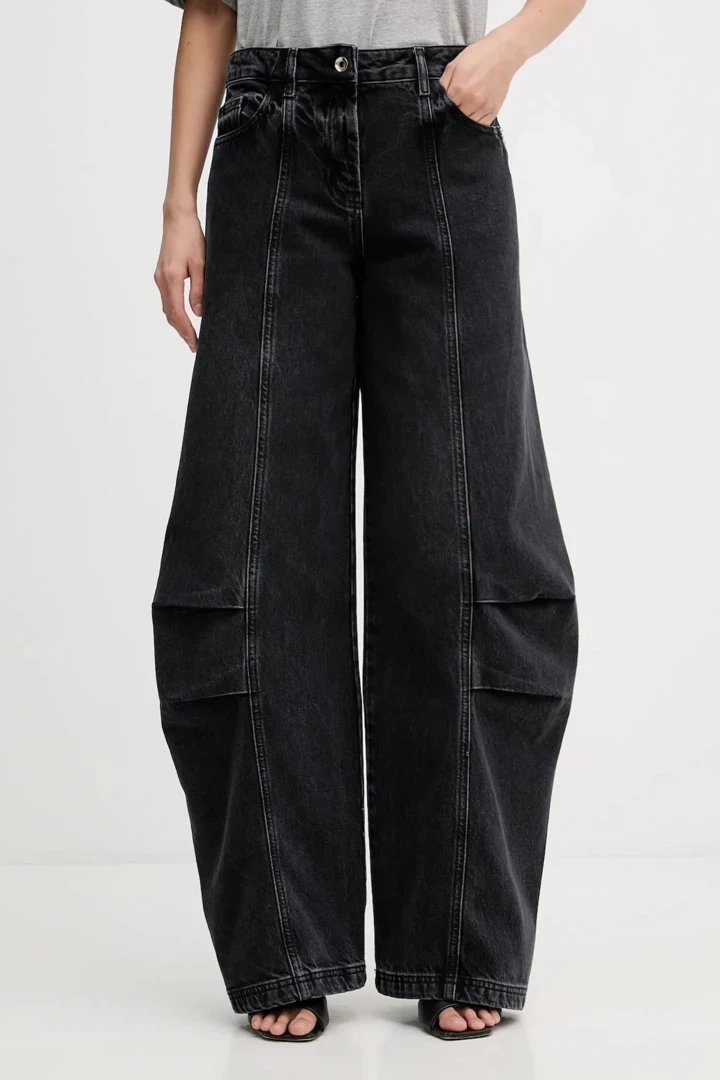 Here are the hottest jeans this season, which are gradually becoming new classics13