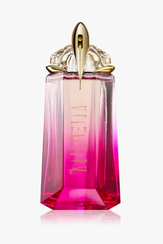 7 Raspberry Perfumes That Add a Touch of Sweetness to Spring 2026