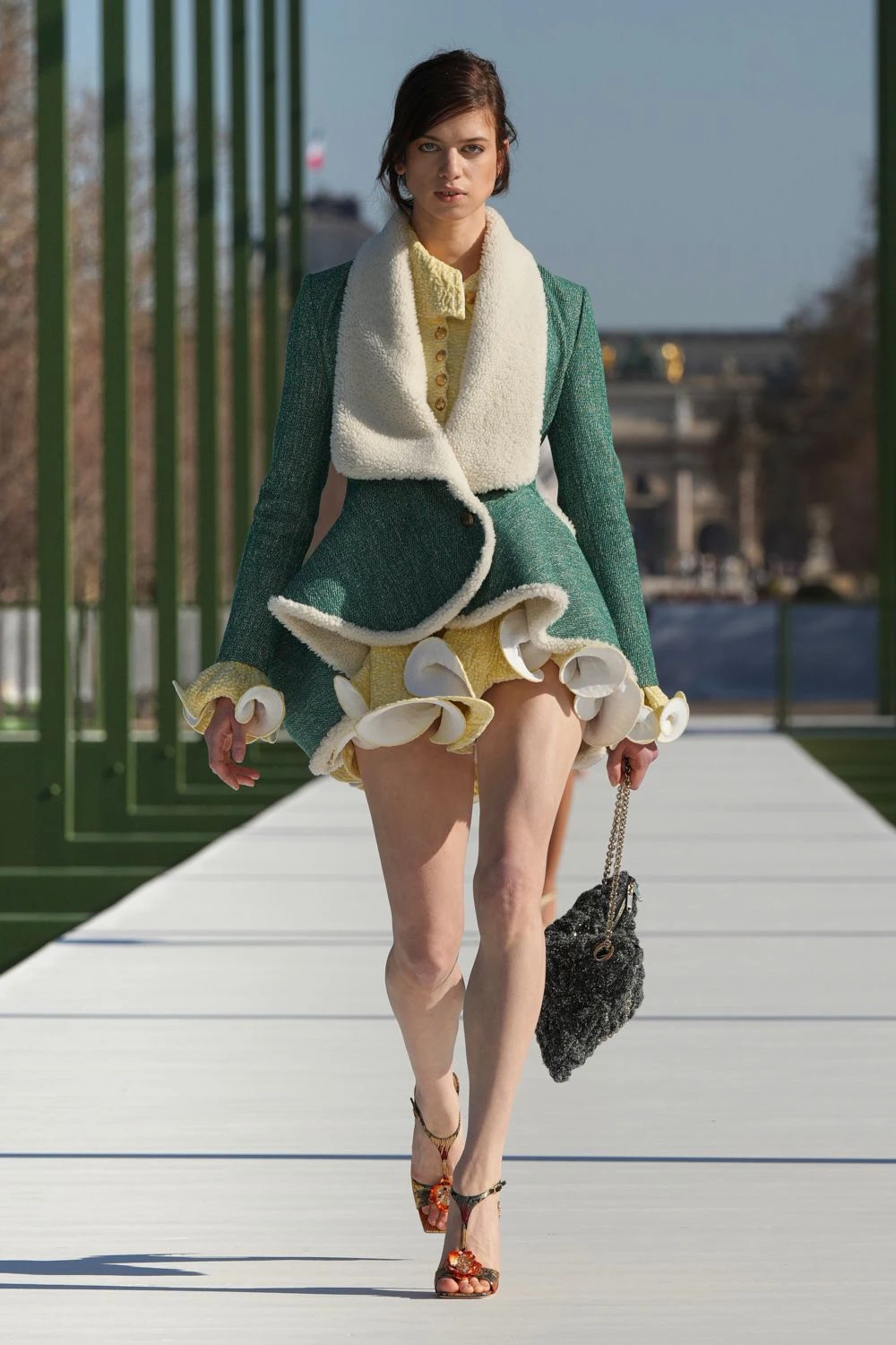 Dior fall-winter 2026/2027: what Jonathan Anderson's new collection turned out like9