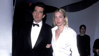 Carolyn Bessette’s Age at First Encounter with JFK Jr.: A…