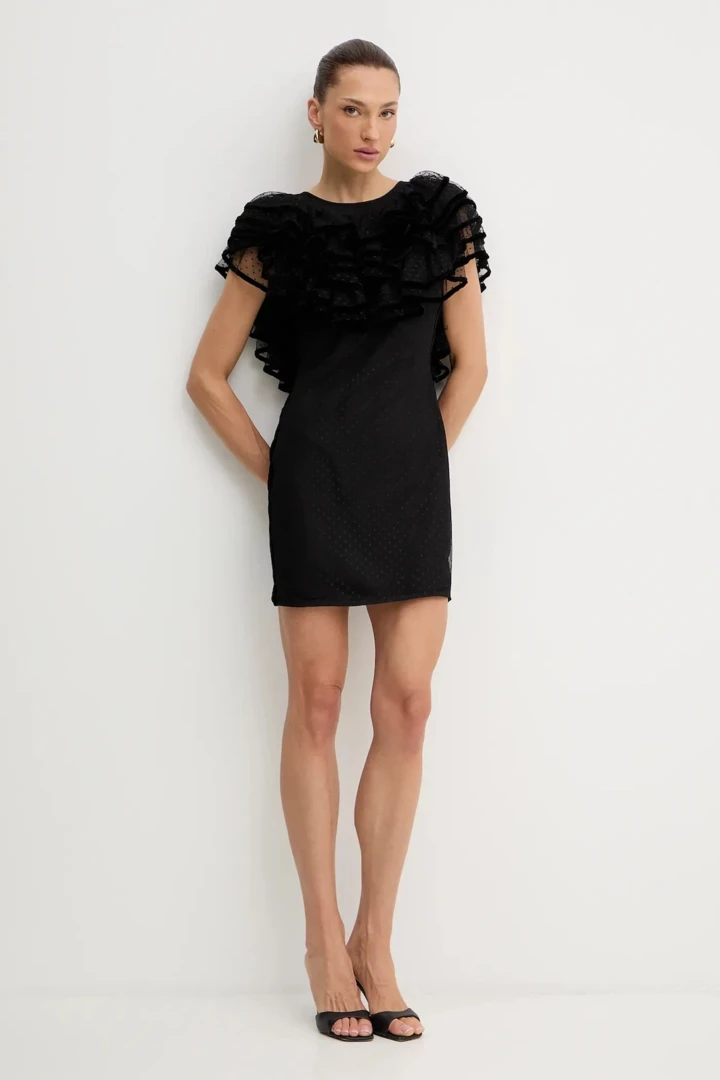 Here is the most fashionable dress of summer 2026 – and it will surprise you 8 Here is the most fashionable dress of summer 2026 – and it will surprise you8