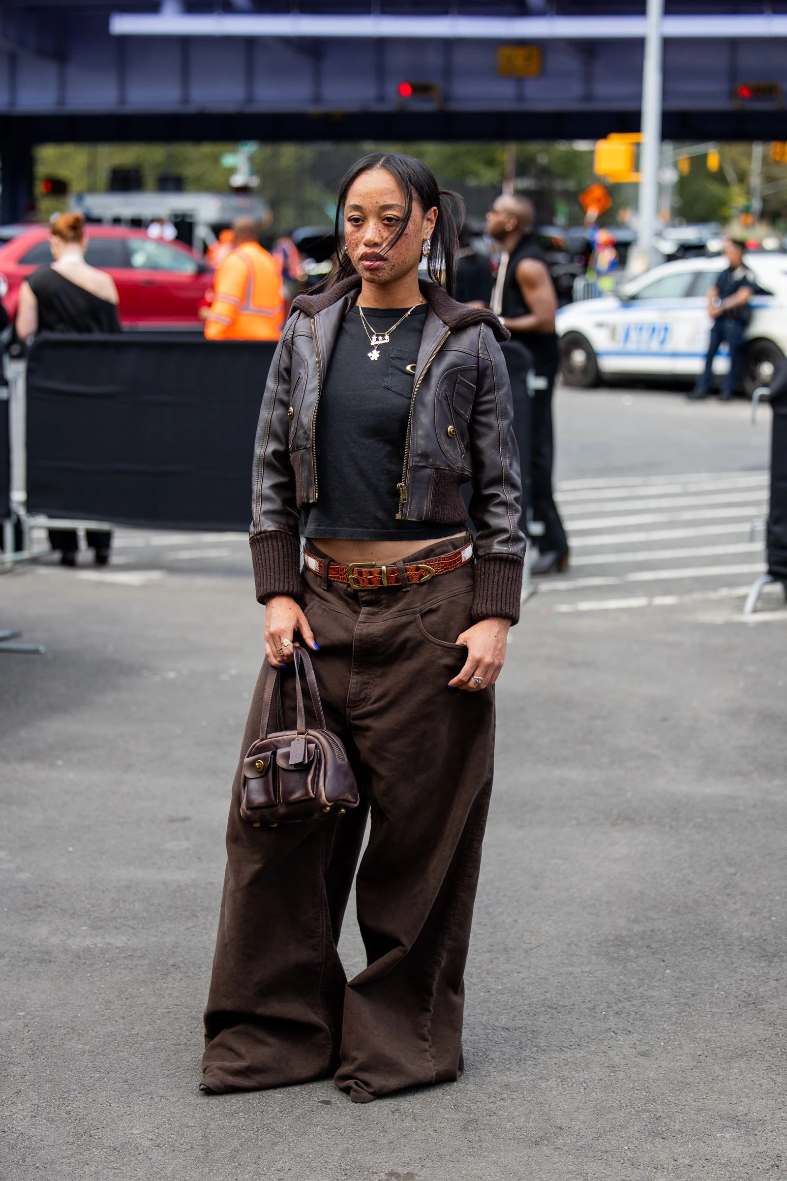 4 Jeans Colors That Fashionistas Are Choosing Instead of Blue — and You'll Definitely Want to Wear Them1