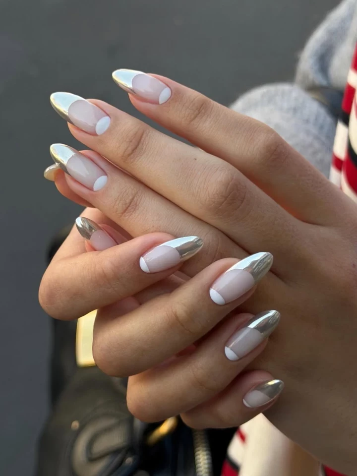 Double chrome french manicure is the main trend of 20260