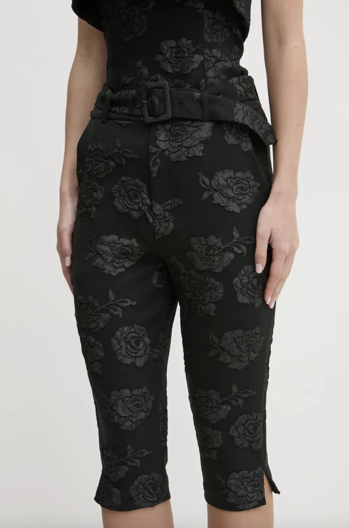 6 essential items in your spring wardrobe right now18