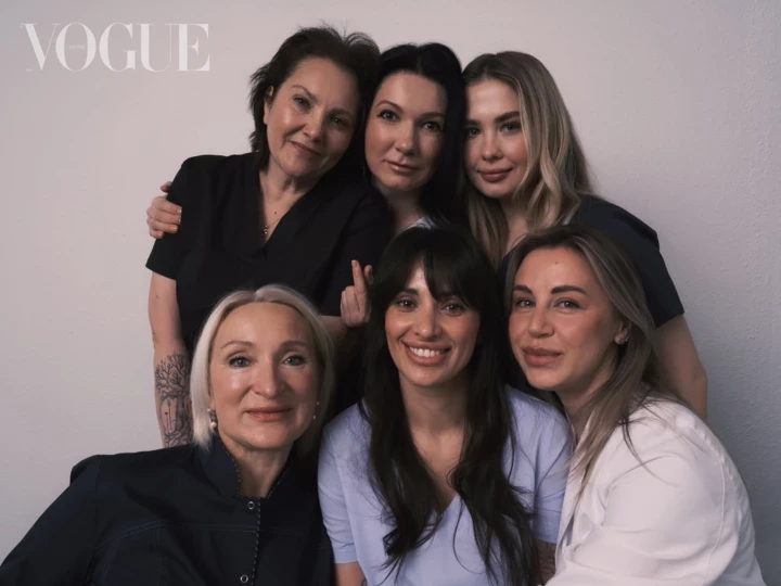 Volunteer doctors who will go to de-occupied and frontline territories are the heroes of the new issue of Vogue Ukraine2