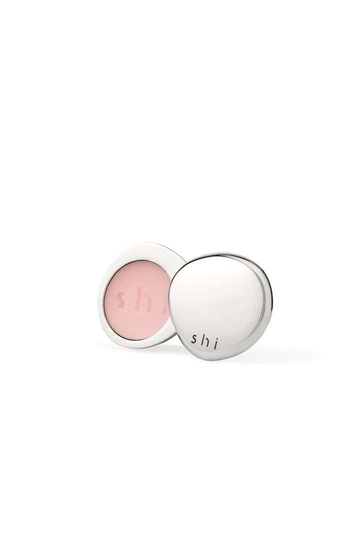 Verified by Vogue UA editorial team: beauty favorites for spring 20264