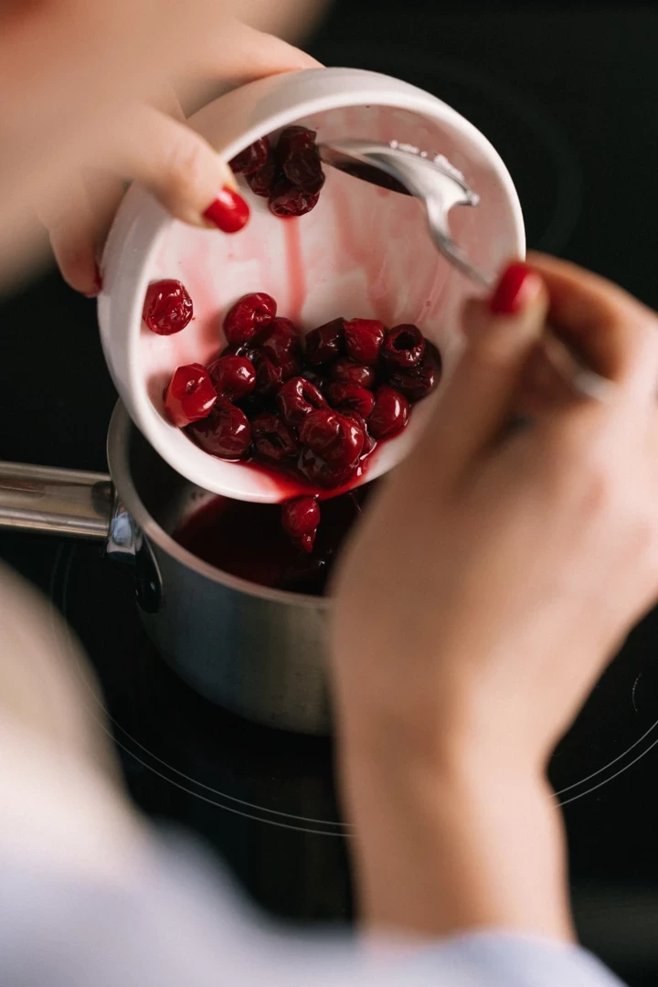 No-bake cheese Easter cake: an Easter recipe with a wow effect2