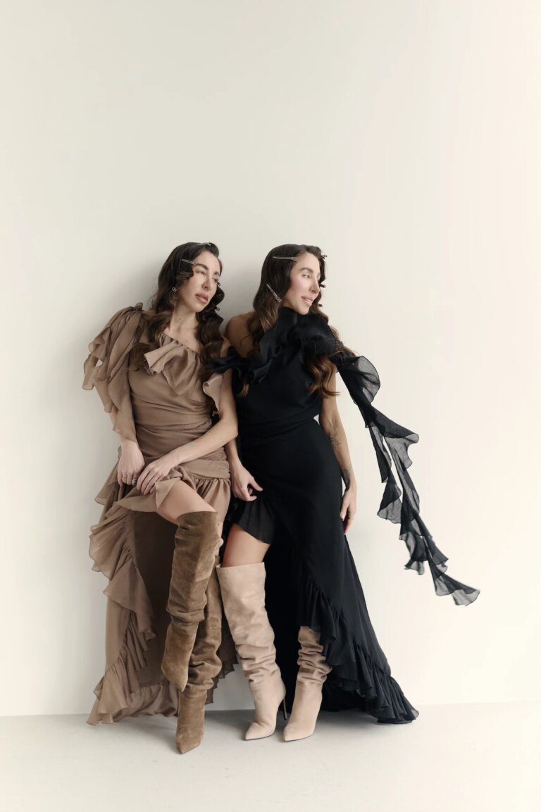 Denim, dresses and refined lightness - the main stylistic codes of this warm season in one collection 7