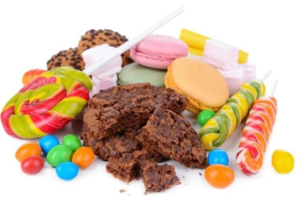 How to overcome the desire to eat sweets