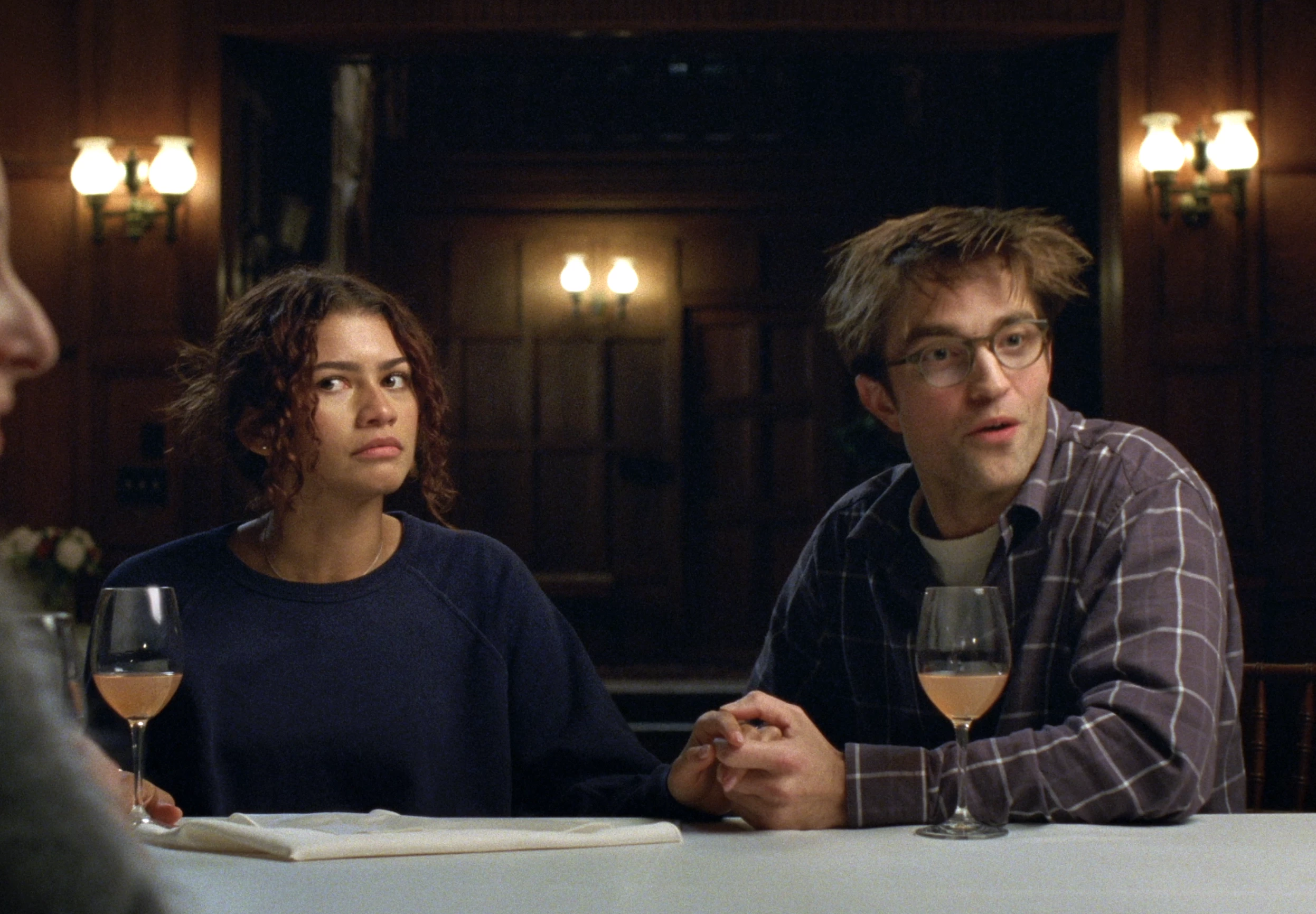 Zendaya and Robert Pattinson in the movie2