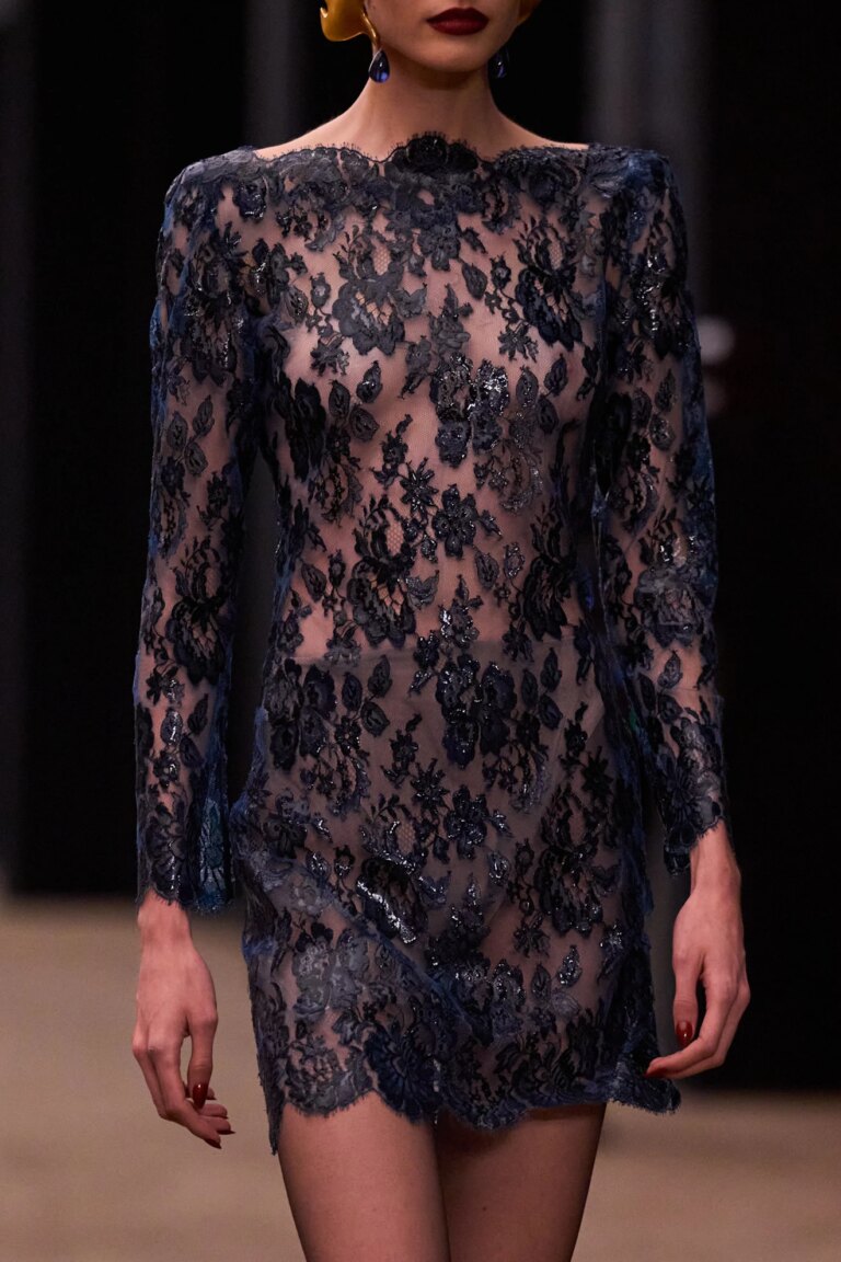 Perfect sheer dresses for life: 5 most fashionable examples from the catwalks 3