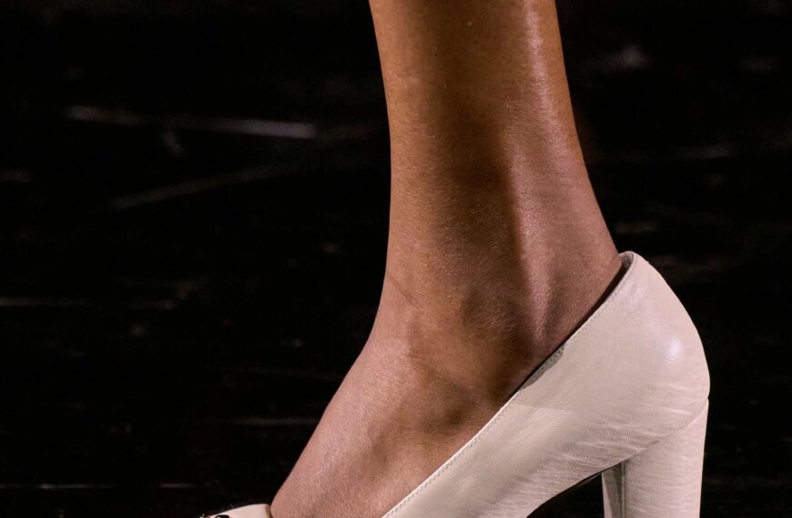 Everyone's hunting for them: Chanel's square shoes, which are no longer available…