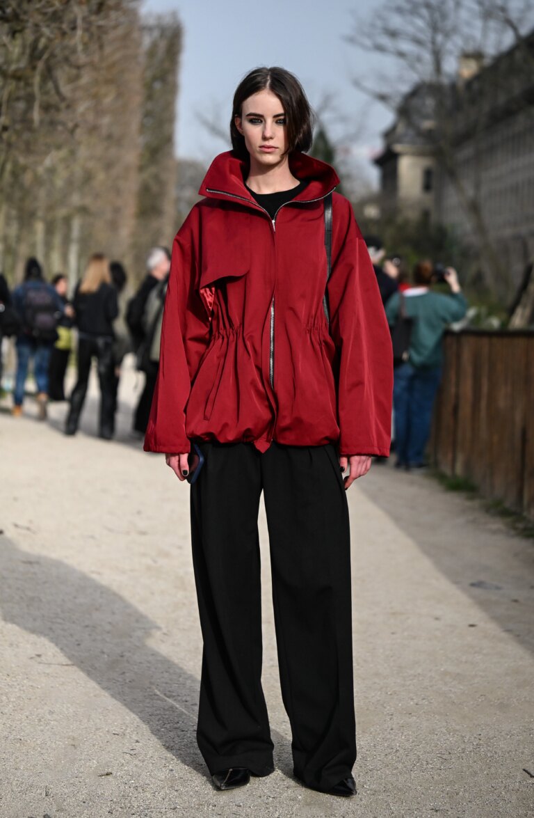 The red windbreaker is the best fashion investment of 2026 3