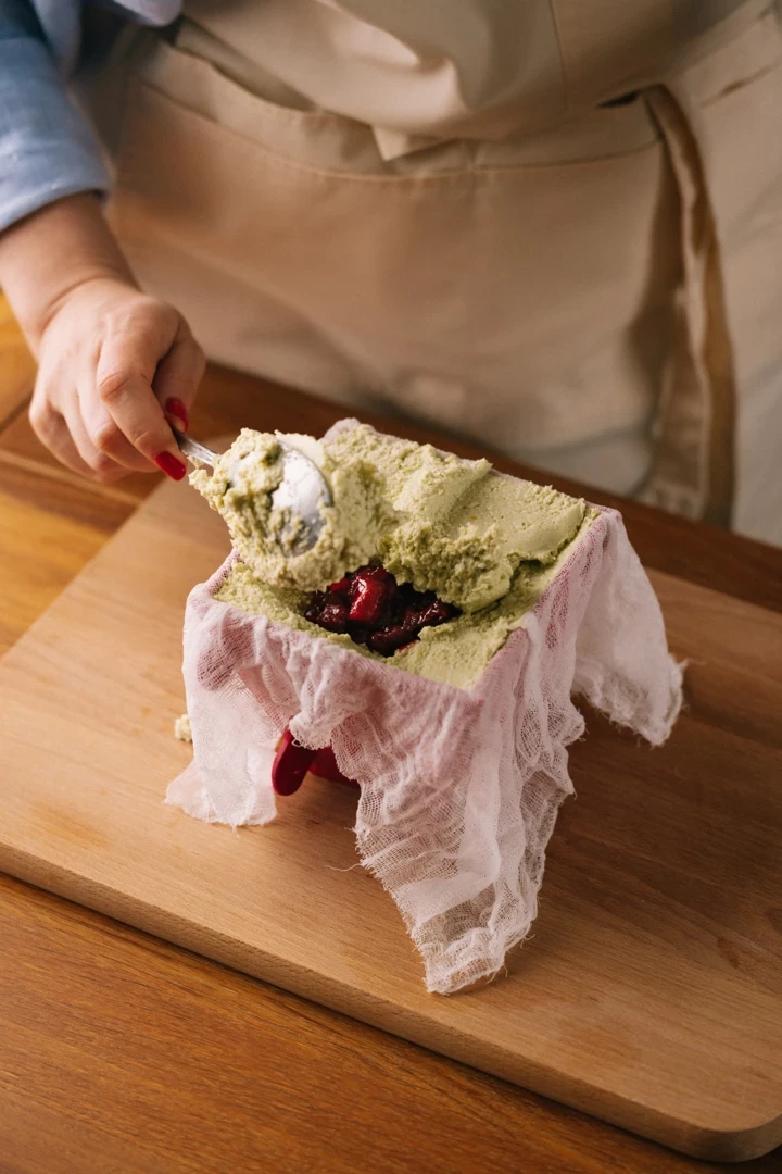 No-bake cheese Easter cake: an Easter recipe with a wow effect14