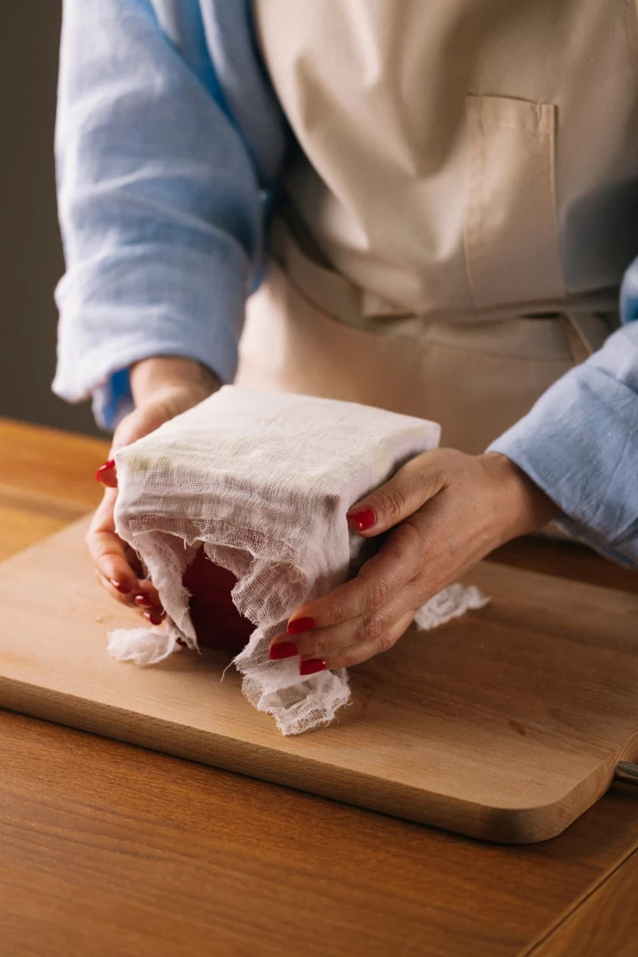 No-bake cheese Easter cake: an Easter recipe with a wow effect16