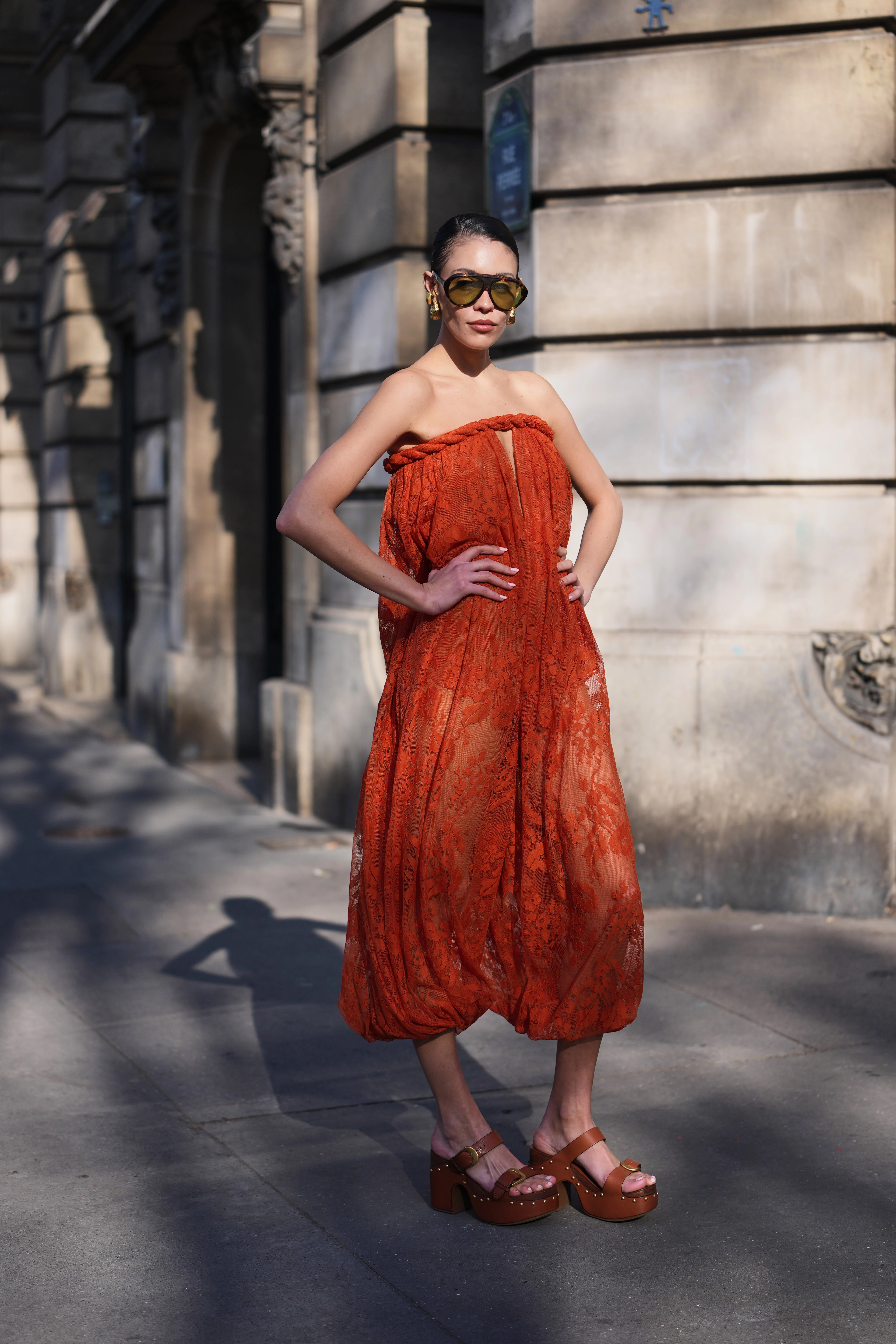 Wooden-soled clogs in the spirit of the 1970s are the key shoe trend of the season7