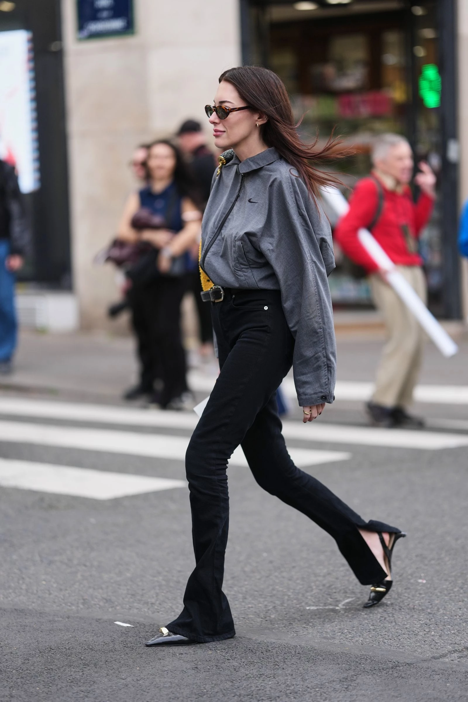 Pants with slits - the sexiest trend of 2026, which changes even the basic look7