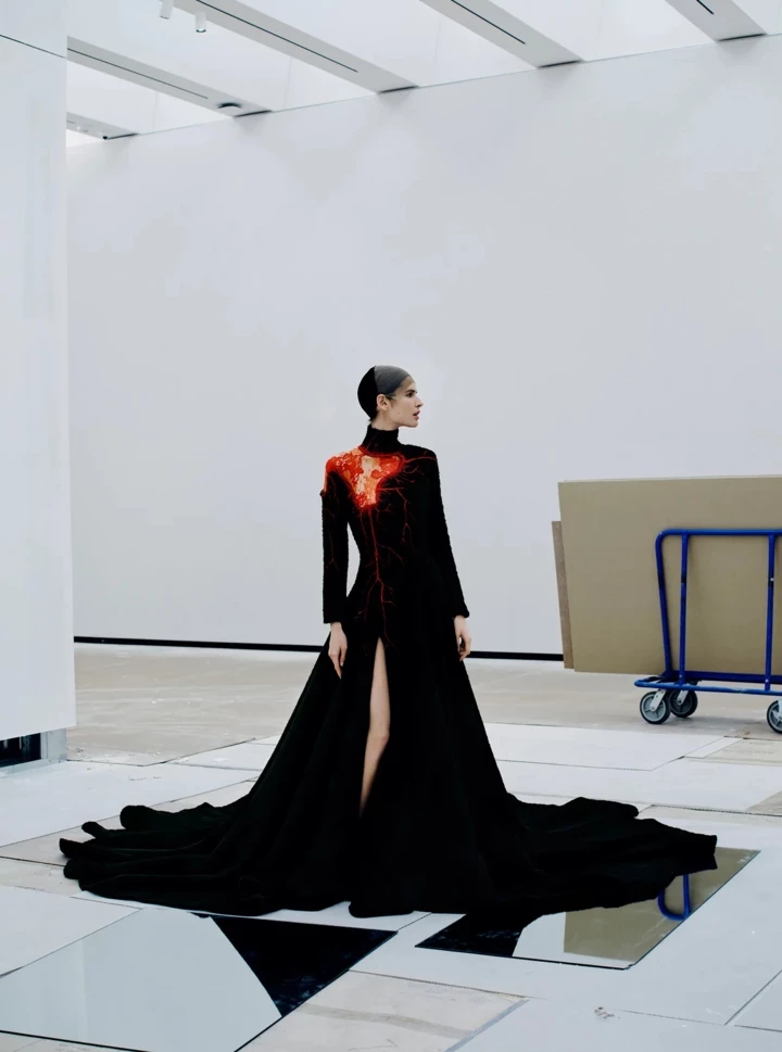 Everything you need to know about the Costume Art exhibition at the Metropolitan Museum of Art7