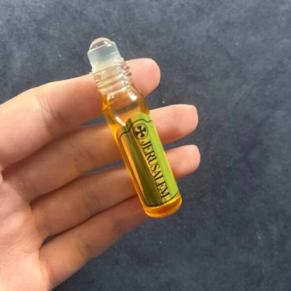 Church benches – new niche perfume boutiques