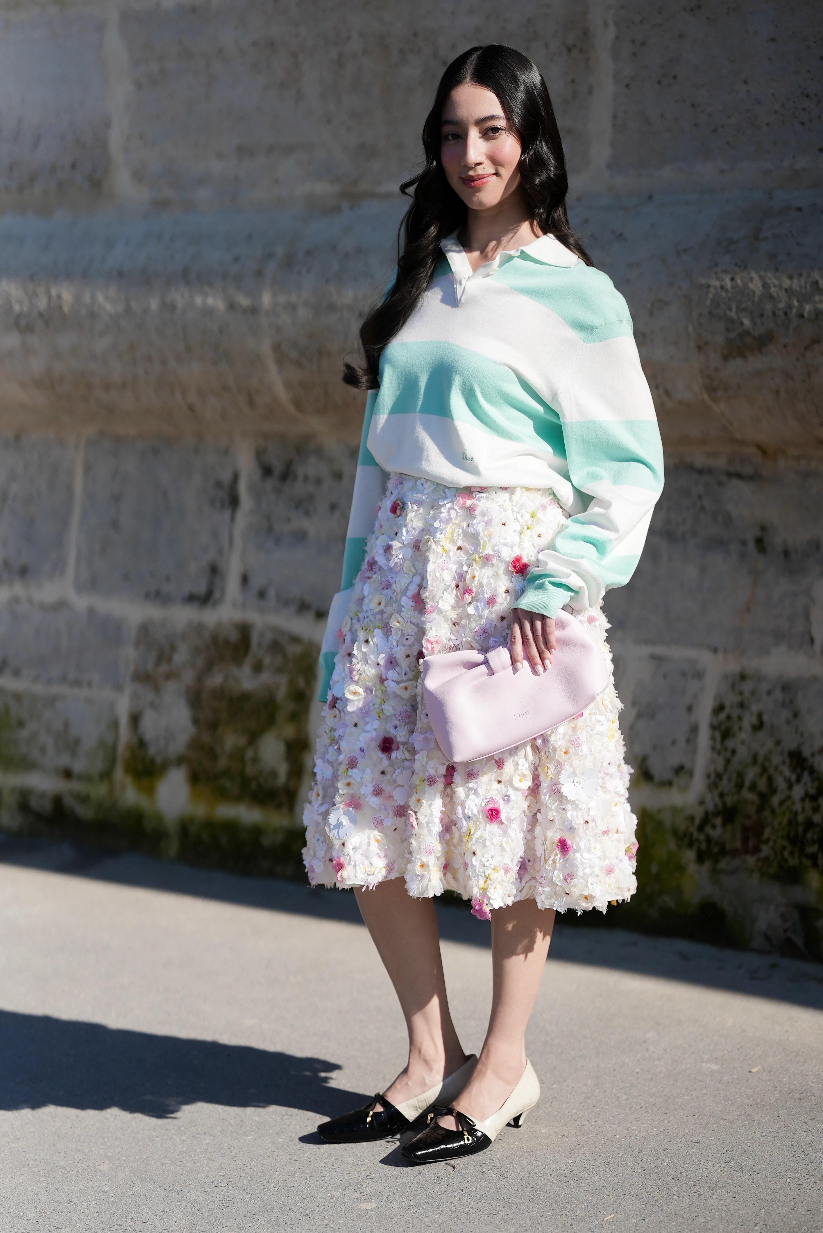 Micro-heeled shoes are the favorite footwear of fashion insiders 13 Micro-heeled shoes are the favorite footwear of fashion insiders3