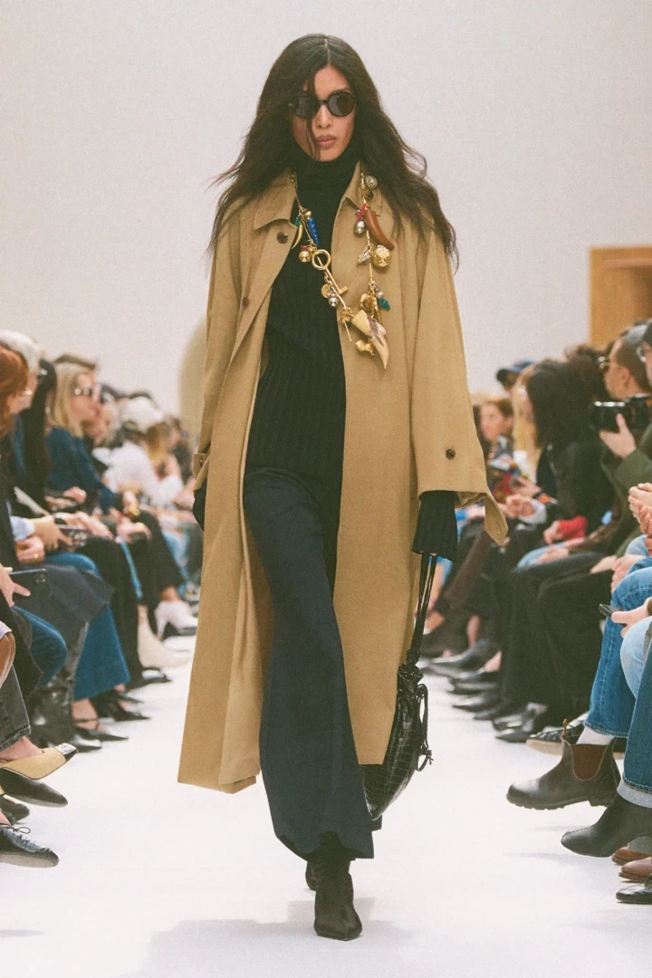 5 must-have pieces of jewelry this fall – and you can wear them now 30 5 must-have pieces of jewelry this fall – and you can wear them now13